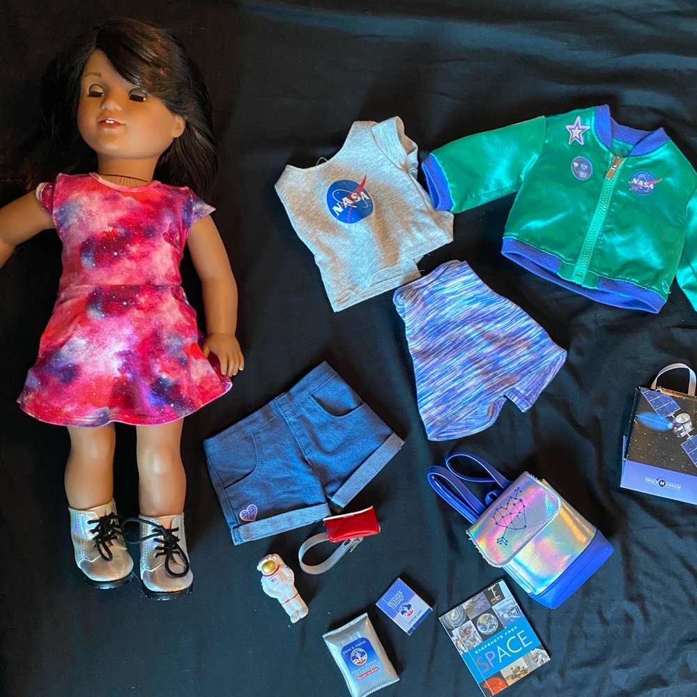 American Girl Luciana
